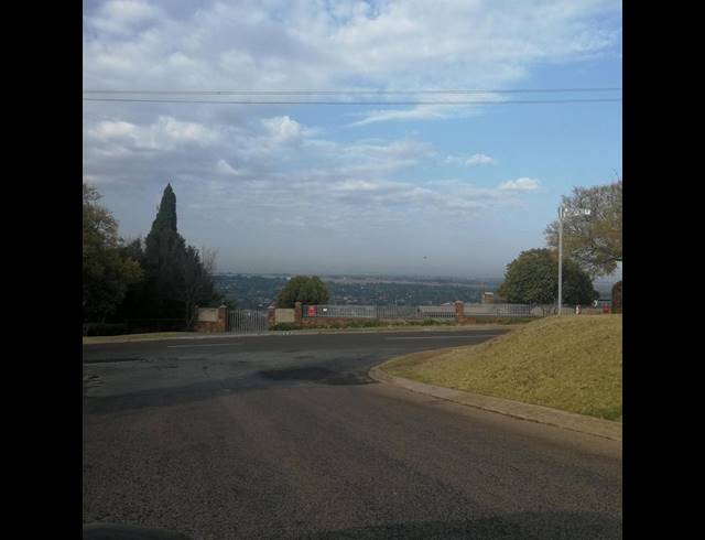 LAND FOR SALE IN WATERKLOOF RIDGE